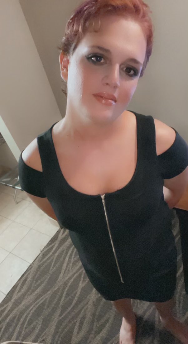 Julie22 sissy aka Ethan Munthe