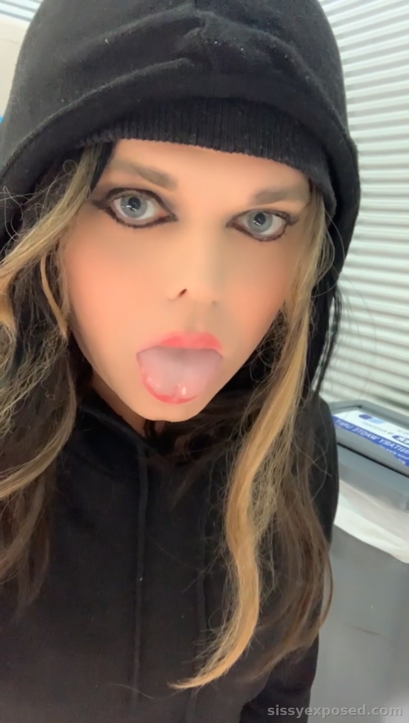 Public toilet slut