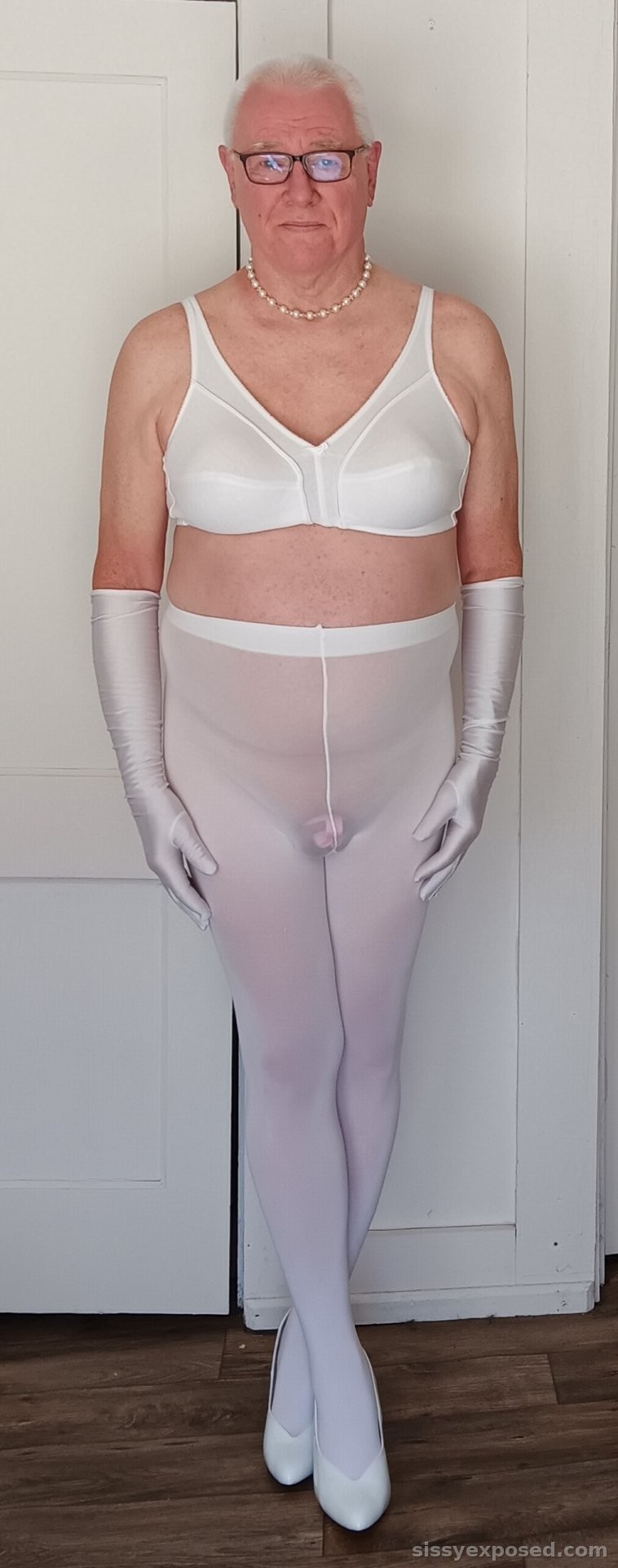Expose and humiliate me