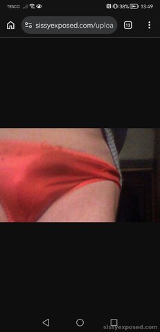 I made sissy Niall cum