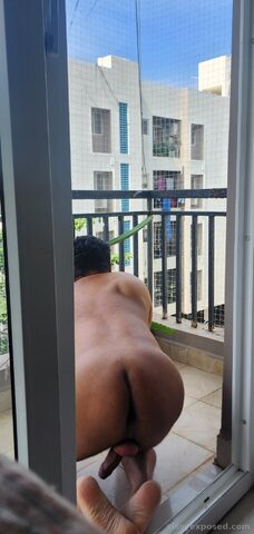 Desperate to be exposed