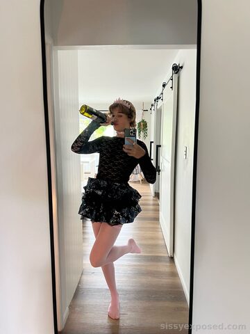 the lil aus slut