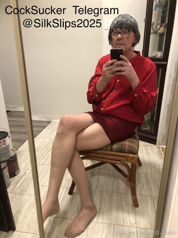 Married Sissy CockSucker To Be Blackmailed