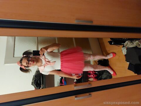 Sweet sissy
