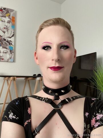 Sissy Remix Material