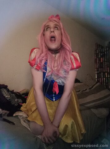 I'm at your service Daddy